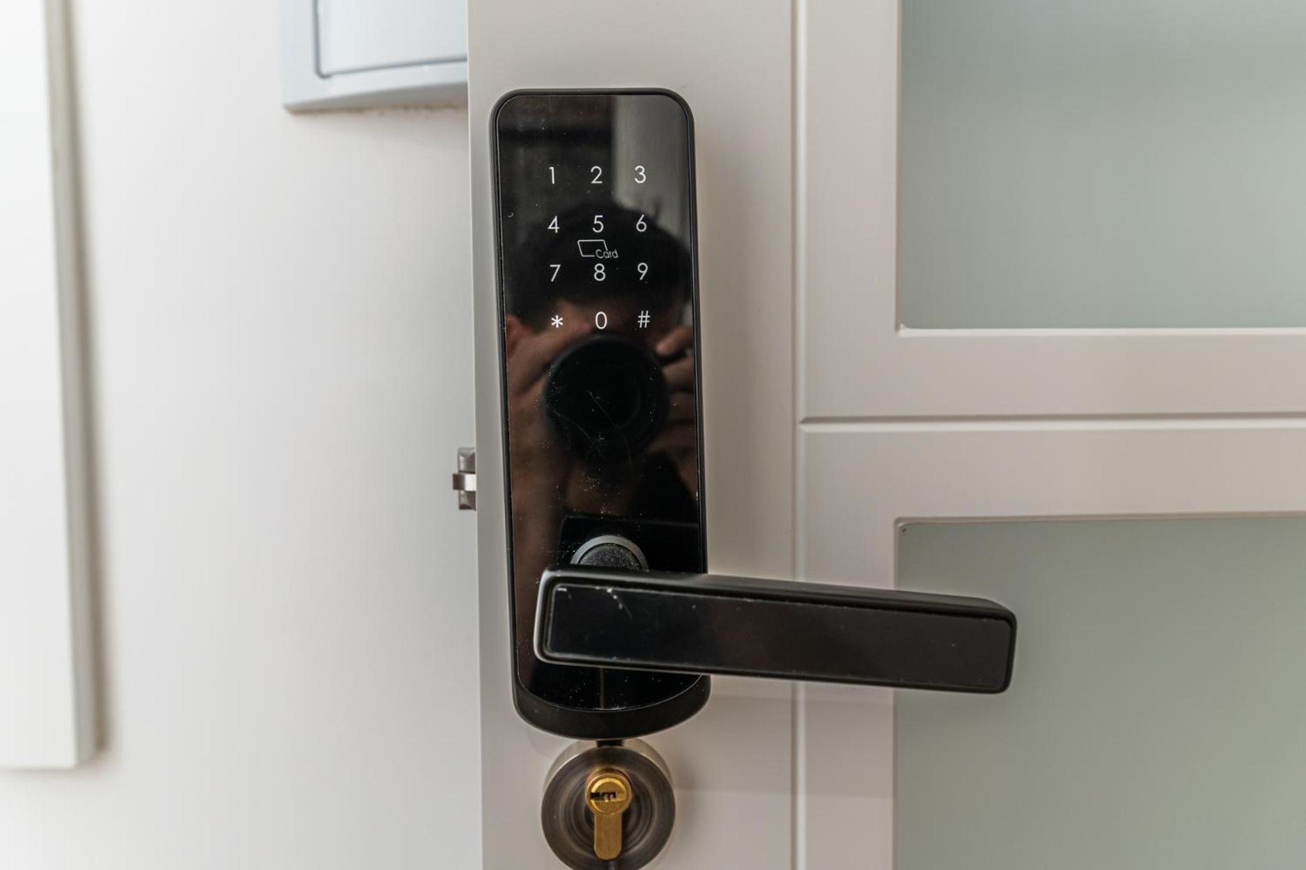 Vr Jeronima Apartments Madrid Eksteriør billede