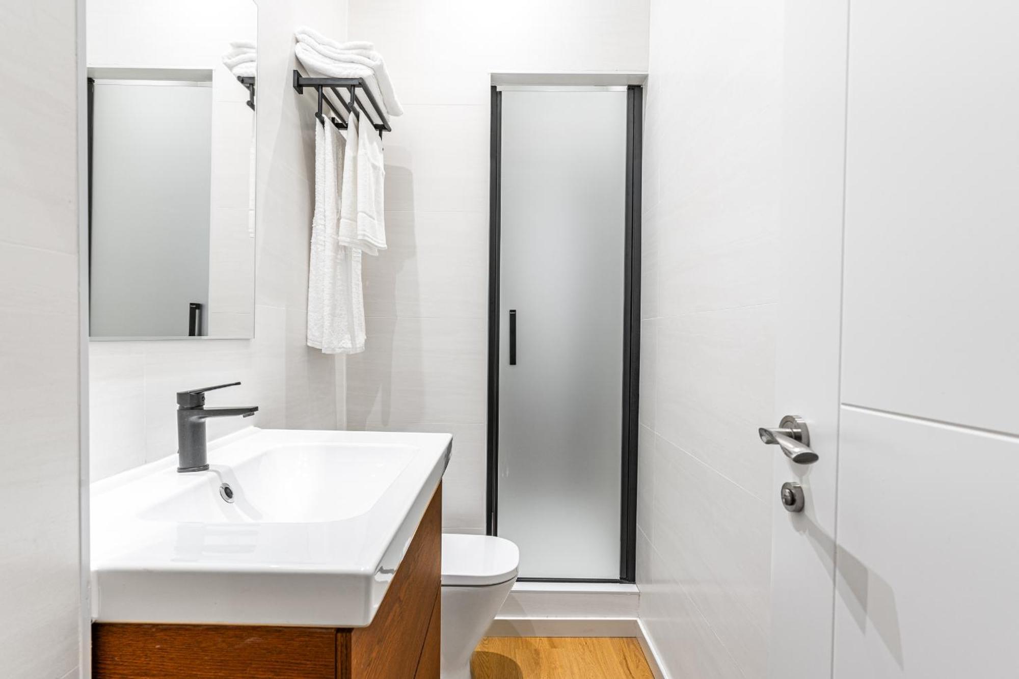 Vr Jeronima Apartments Madrid Eksteriør billede