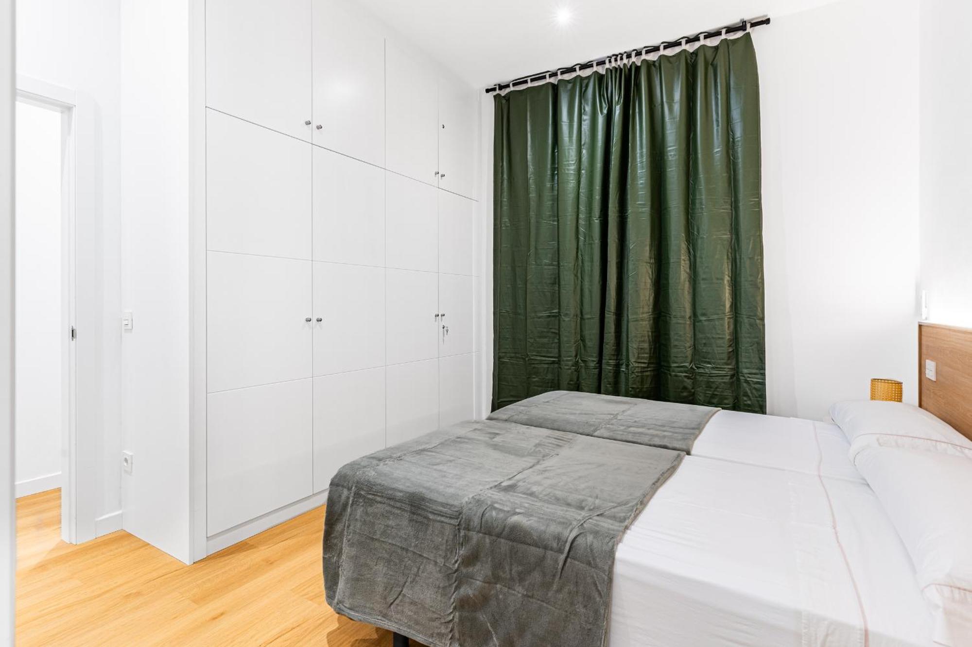 Vr Jeronima Apartments Madrid Eksteriør billede